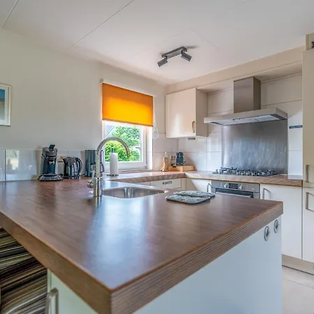 Nyaraló Villapark Kamperfoelie 69 *