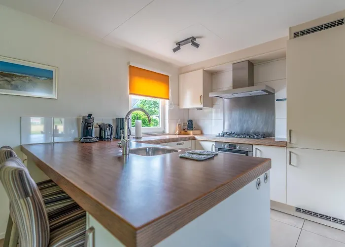 Feriehus Villapark Kamperfoelie 69 *